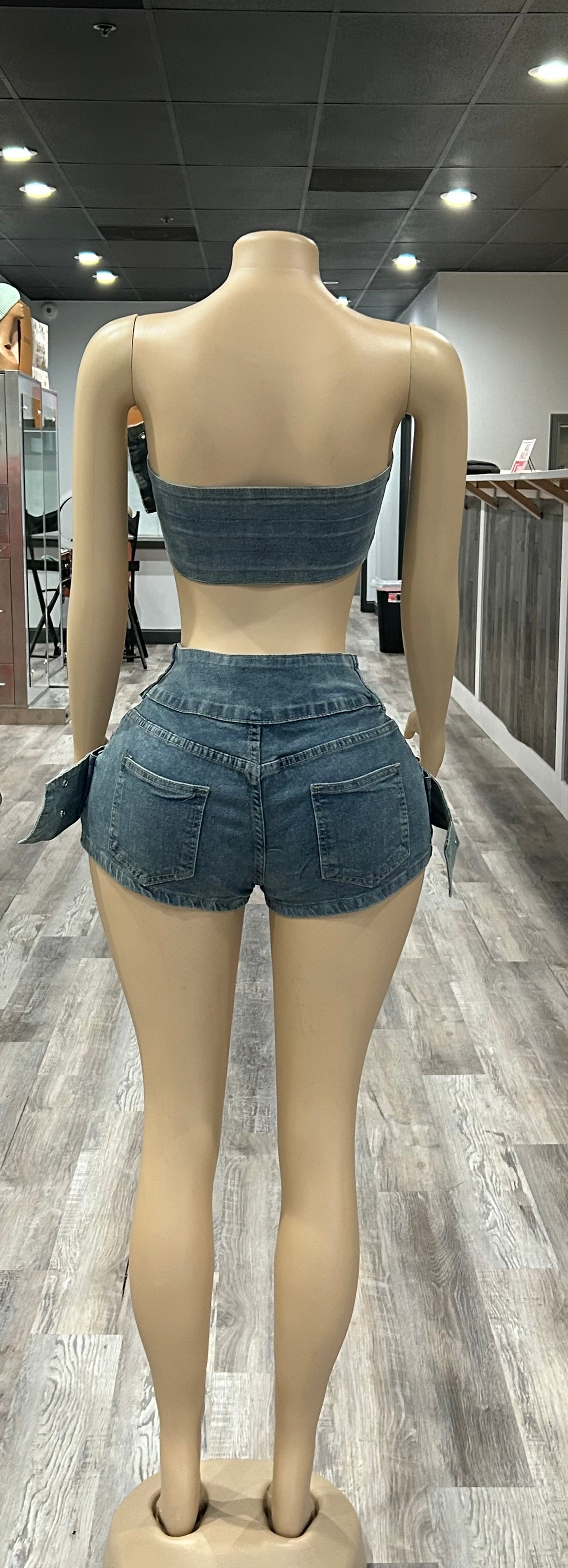 Jean Buckle Short Set